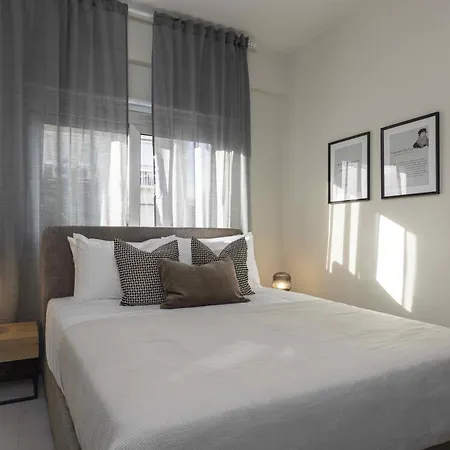 Apartment Phaedrus Living Mini Art House Da Vinci *