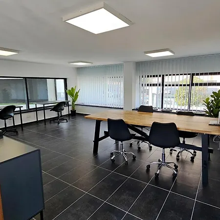 דירה Phaedrus Living Mini Art House Da Vinci *